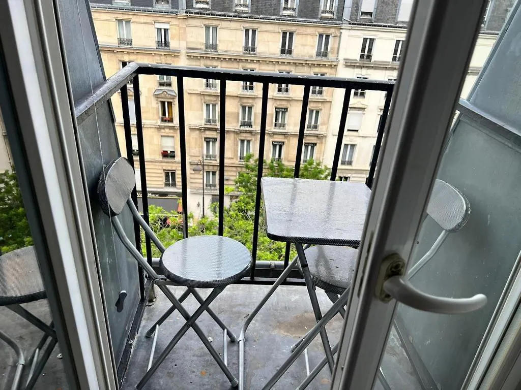 Studio Meuble Place De La Nation Apartment Paris France